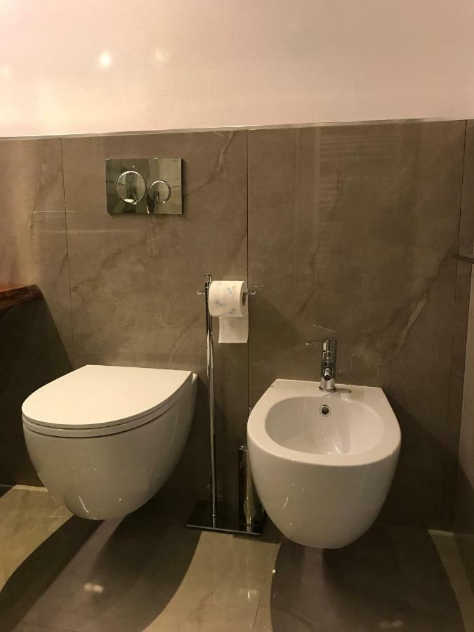 Apartamento Moderno Affaccio Su Via Mazzini Ferrara Exterior foto